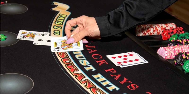 Cách chơi Blackjack tại B52 Club theo từng kiểu cược